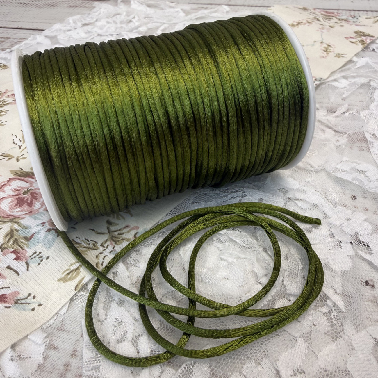 Шнур корсетний 3 мм, оливковий, моток 90 м