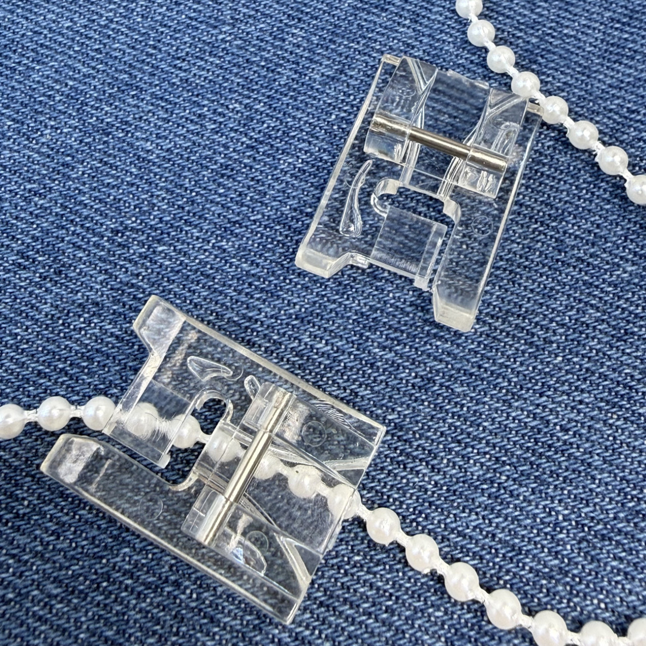 Лапка для пришивання бісеру (прозора) для побутових швейних машин - 2-5 мм