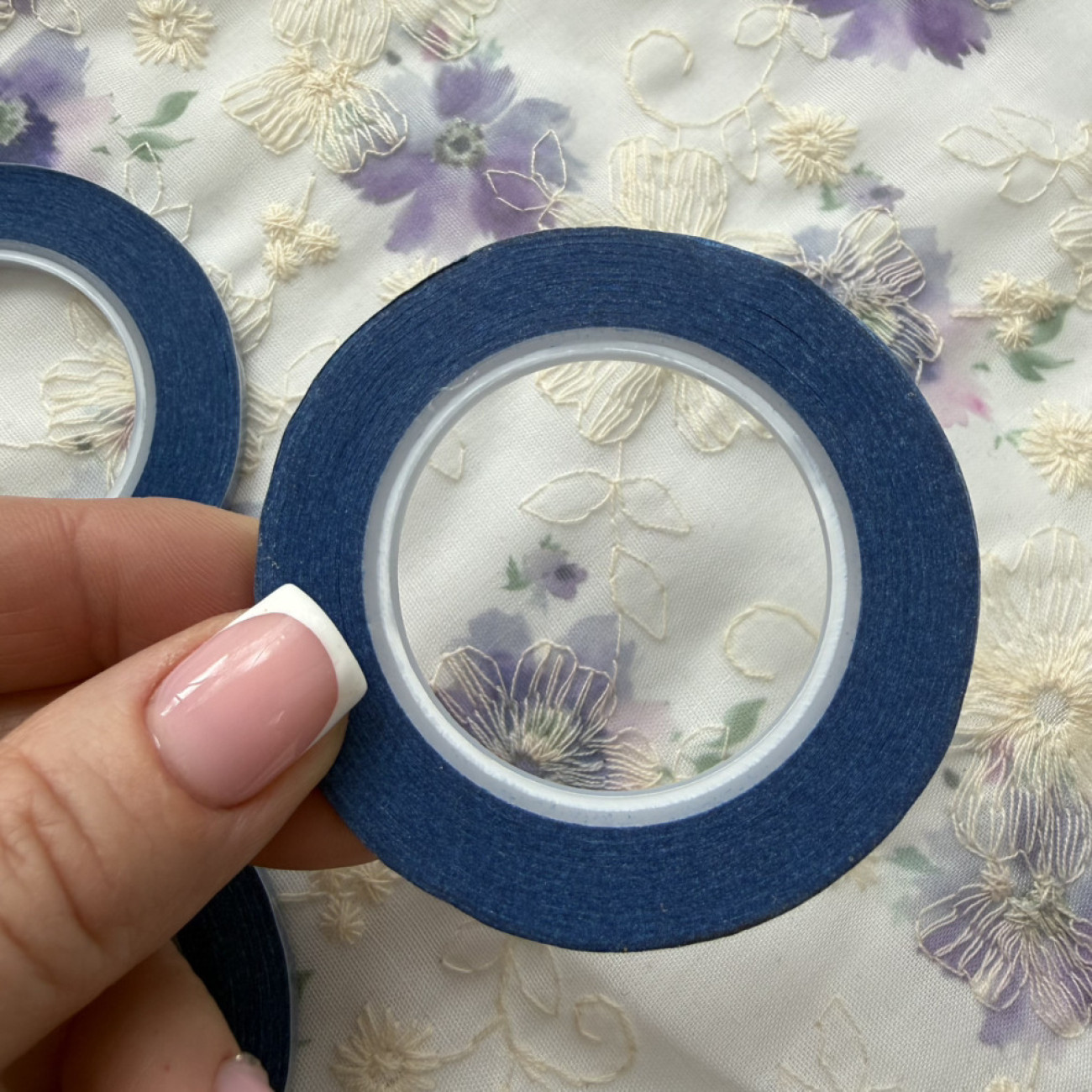 Самоклеюча стрічка для розмітки манекенів (синя)