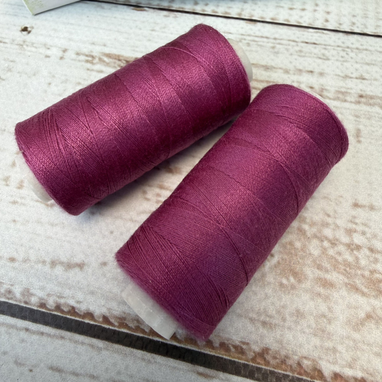 Нитки для шиття Peri 100% поліестер, 40/2, 400Y (№217)