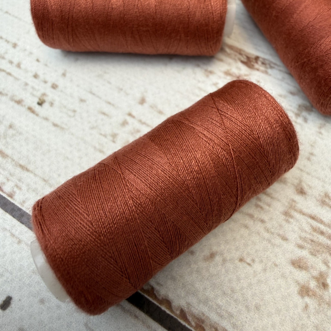 Нитки для шиття Peri 100% поліестер, 40/2, 400Y (№226)