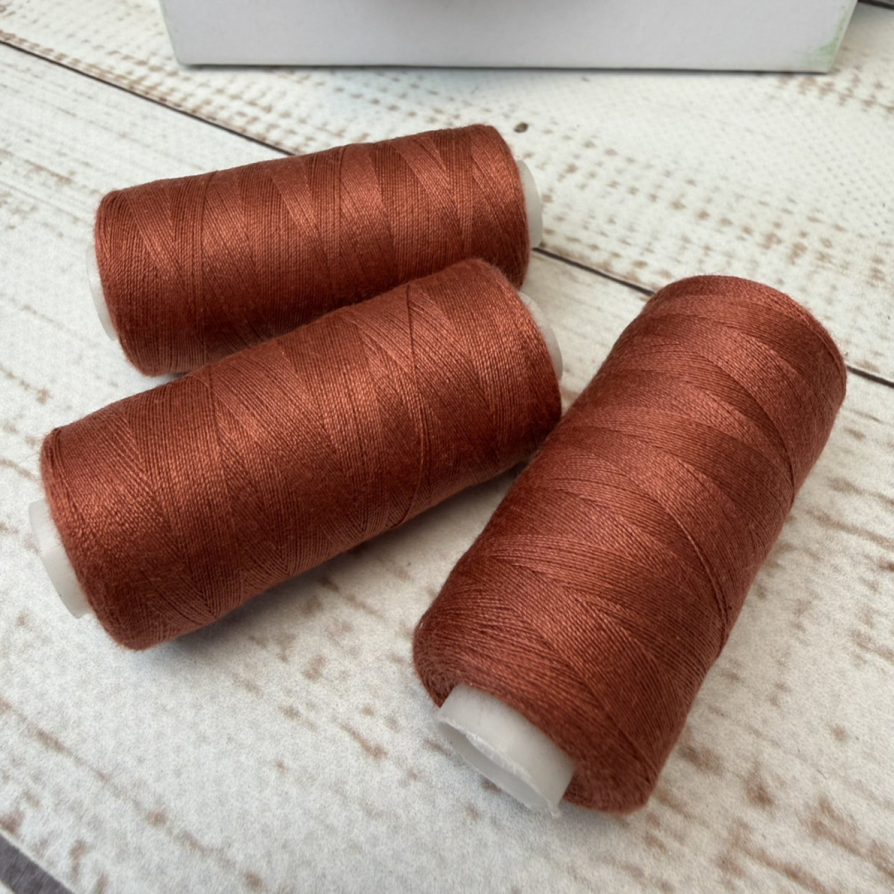 Нитки для шиття Peri 100% поліестер, 40/2, 400Y (№226)