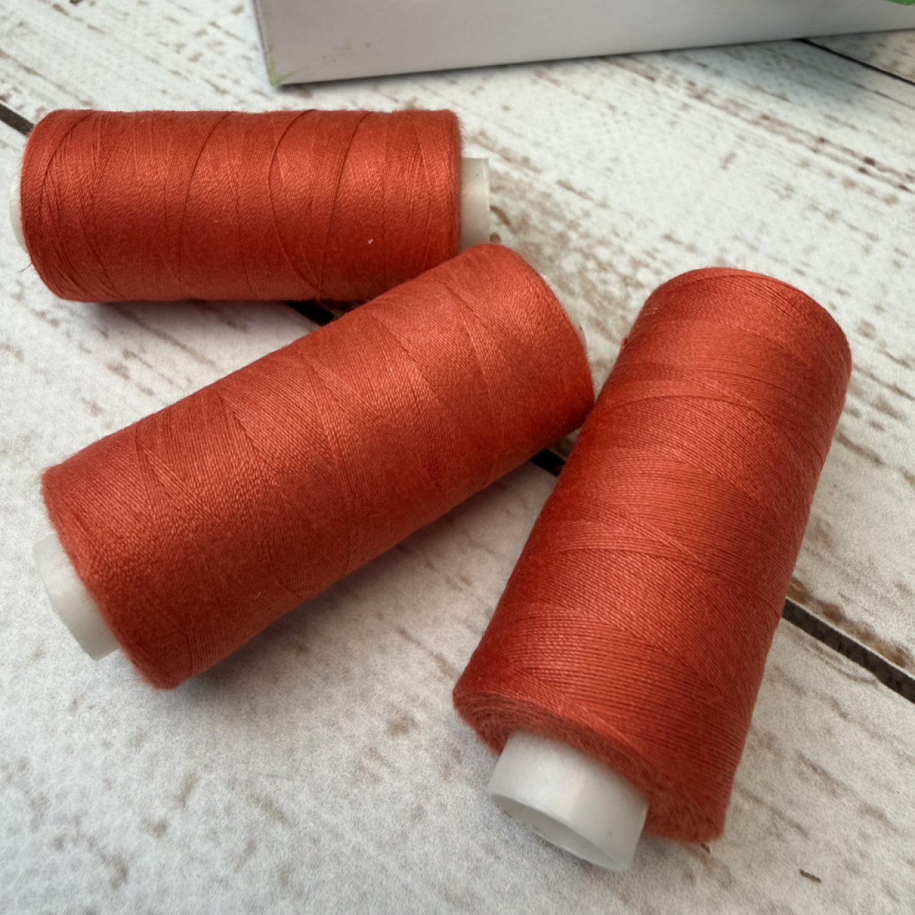 Нитки для шиття Peri 100% поліестер, 40/2, 400Y (№234)