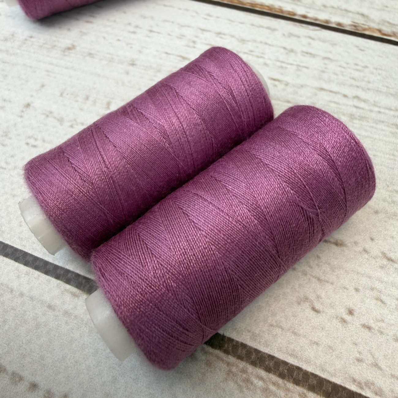 Нитки для шиття Peri 100% поліестер, 40/2, 400Y (№250)