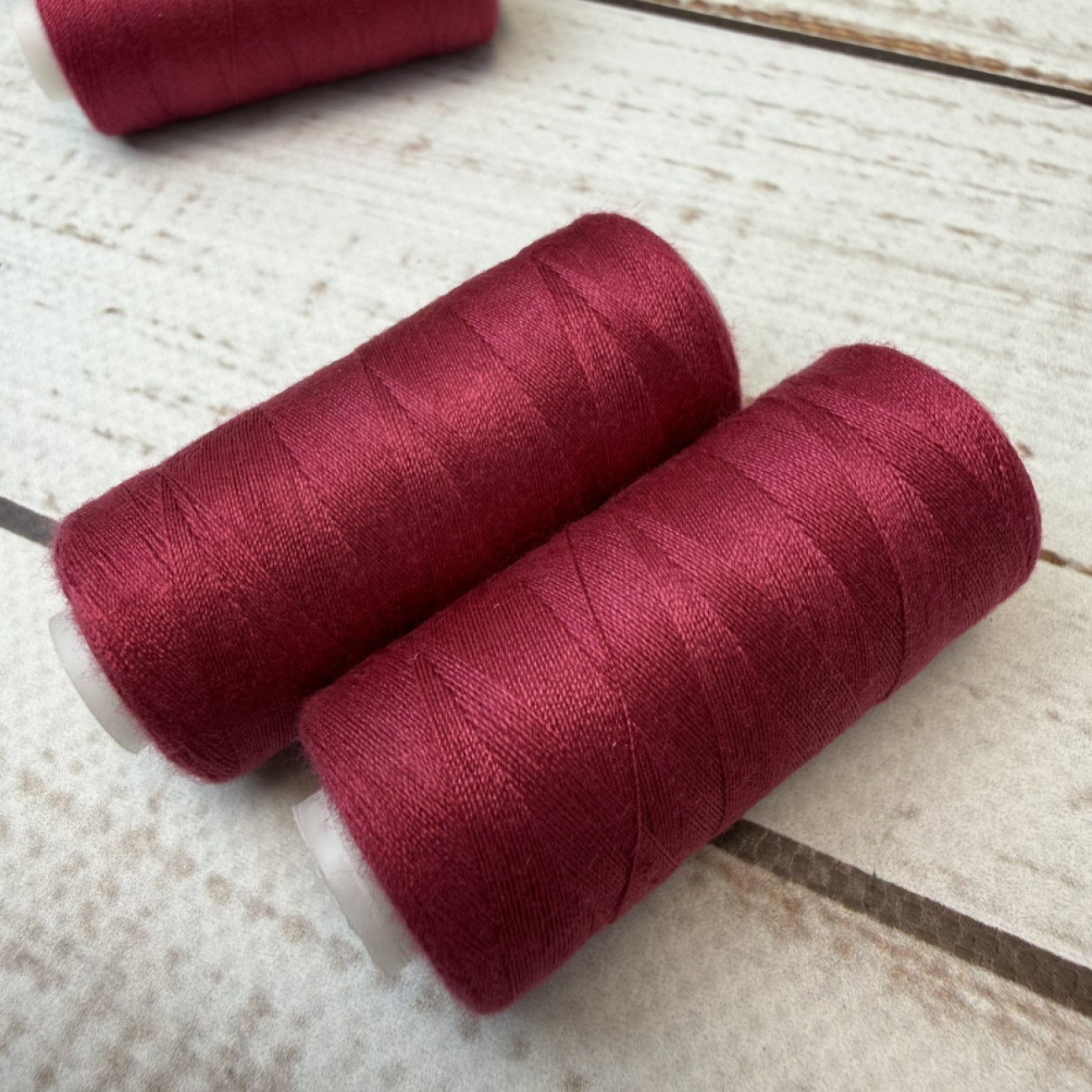 Нитки для шиття Peri 100% поліестер, 40/2, 400Y (№244)