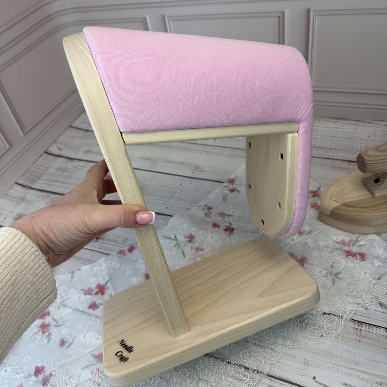 Кравецька колодка для ВТО Needle Craft Плече велике Рожеве