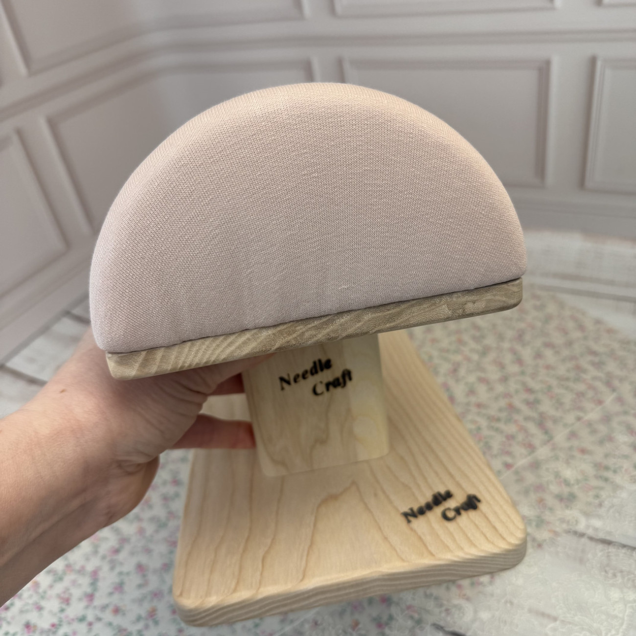 Кравецька колодка для ВТО Needle Craft Рукав конусний Бежевий