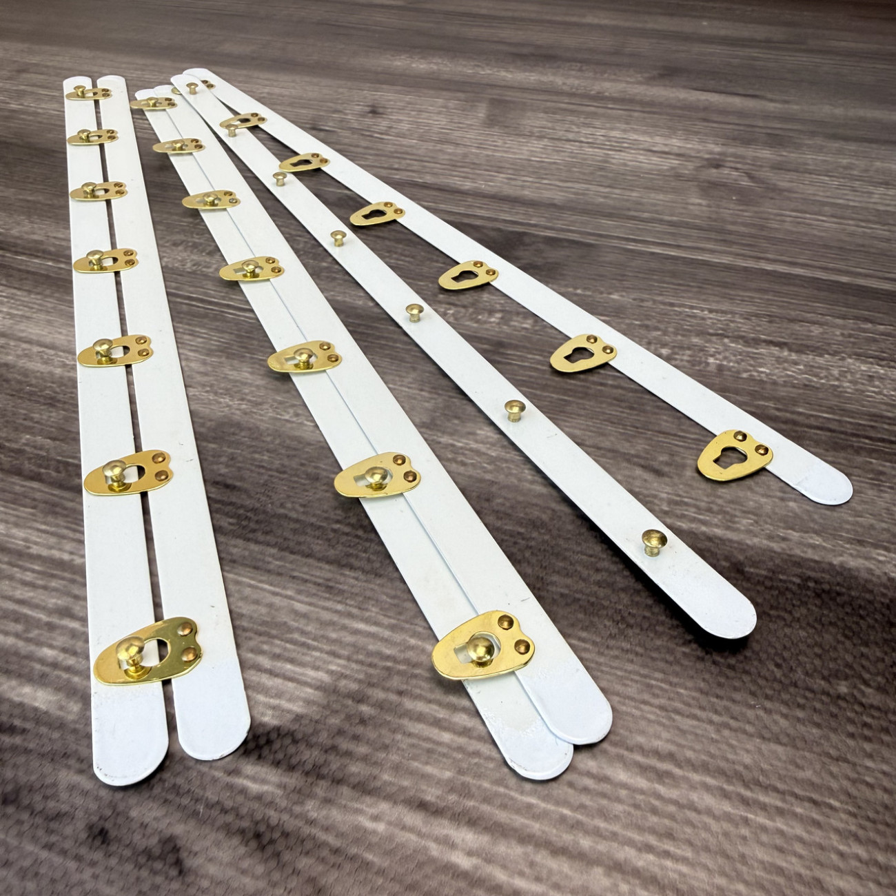 Бюск корсетний білий, 35 см, 7 застібок золото