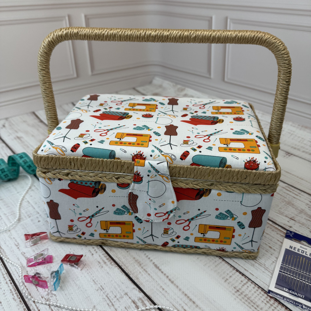 Скринька для рукоділля зі швейним малюнком, розмір M