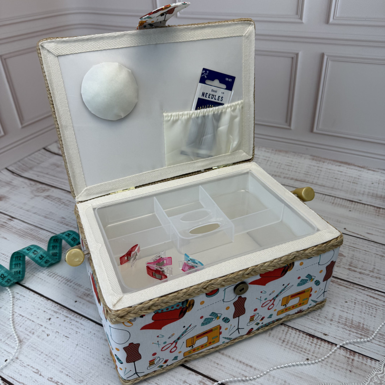 Скринька для рукоділля зі швейним малюнком, розмір M