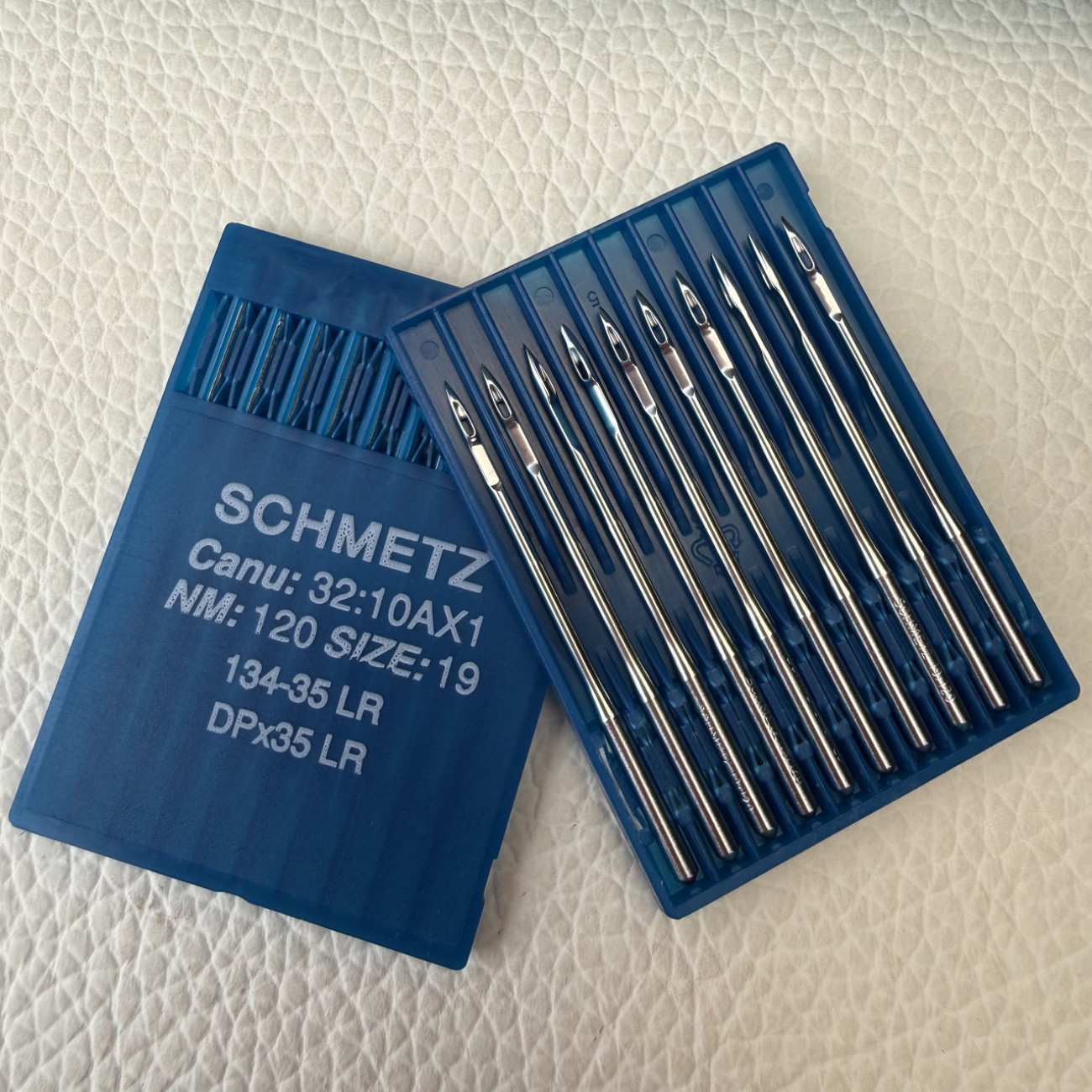 Голки Schmetz 134-35 LR (DPx35 LR) №120 для промислових швейних машин — для шкіри та декоративного шва