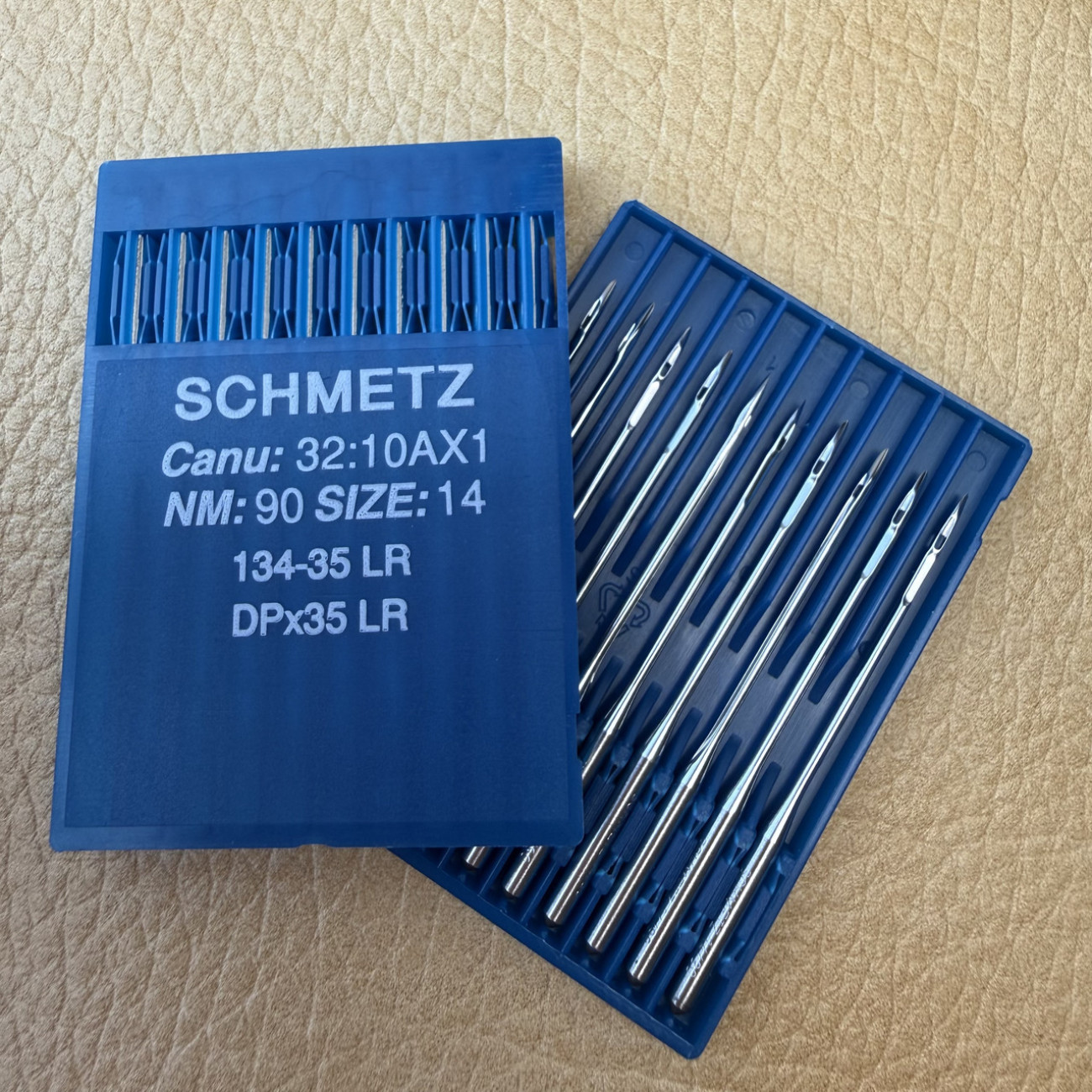 Голки Schmetz 134-35 LR (DPx35 LR) №90 для промислових швейних машин — для шкіри та декоративного шва