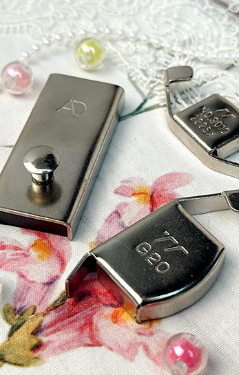 МАГНІТНА НАПРАВЛЯЮЧА